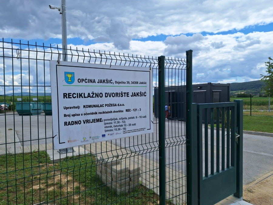 Reciklažno dvorište u Jakšiću danas ne radi
